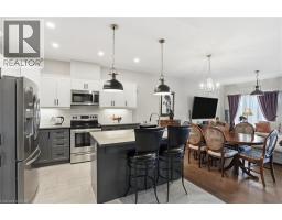 45 DORCHESTER Boulevard S UnitNo. 12 - 5