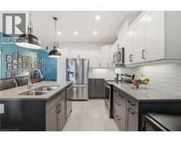 45 DORCHESTER Boulevard S UnitNo. 12 - 6