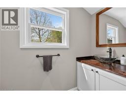 22 KING Avenue - 14