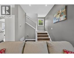 22 KING Avenue - 18