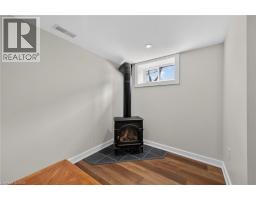 22 KING Avenue - 31