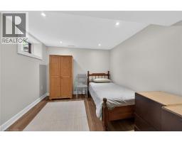 22 KING Avenue - 33