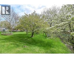 22 KING Avenue - 45