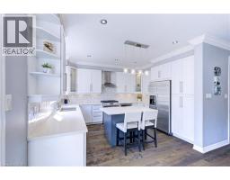 1406 MARSHALL Crescent - 12