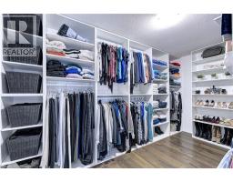 1406 MARSHALL Crescent - 23