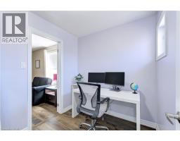 1406 MARSHALL Crescent - 29