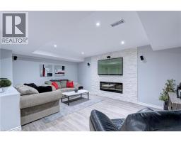 1406 MARSHALL Crescent - 42
