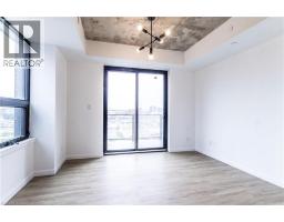 7 ERIE Avenue UnitNo. 812 - 7