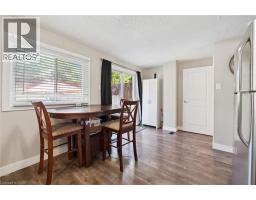 589 ELGIN Street N - 16