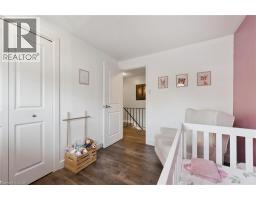 589 ELGIN Street N - 22