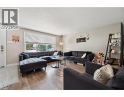 589 ELGIN Street N - 8