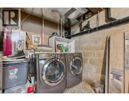 647 BRANT-WATERLOO Road - 36