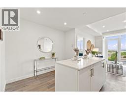 461 GREEN Road UnitNo. 921 - 7