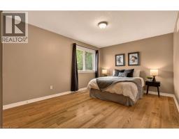 76 MOORLAND Crescent - 35