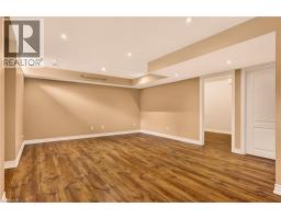 76 MOORLAND Crescent - 39