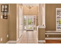 76 MOORLAND Crescent - 4