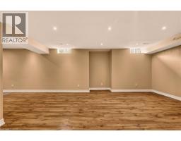 76 MOORLAND Crescent - 40