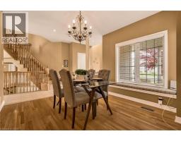 76 MOORLAND Crescent - 8