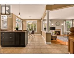 76 MOORLAND Crescent - 9