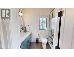1114 TRUMAN Avenue - 31
