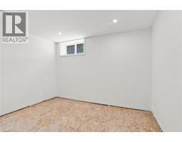 24 HILL Street - 37