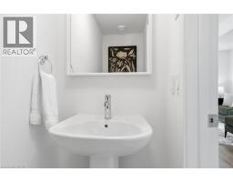 245 BURKE Street - 14
