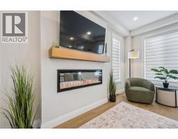111 CATHERINE Street - 6