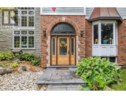 976 GARDEN Lane - 4