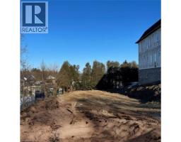 24 BERRY HILL Avenue - 25