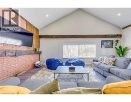 3590 LAKESHORE Road - 14