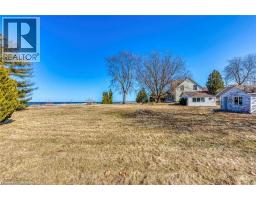 3590 LAKESHORE Road - 40