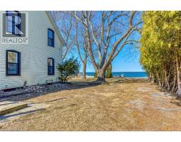 3590 LAKESHORE Road - 47