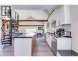 3590 LAKESHORE Road - 7
