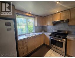 82 TEAL Avenue - 12
