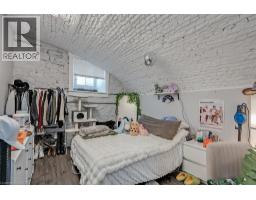 50 SANDERS Boulevard - 20