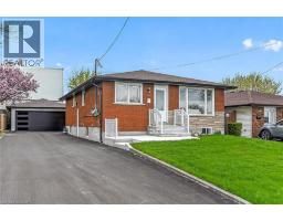 74 VICTOR Boulevard - 2