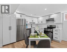 74 VICTOR Boulevard - 25