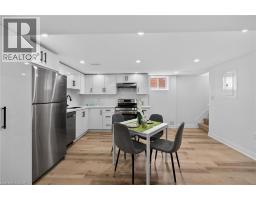 74 VICTOR Boulevard - 26
