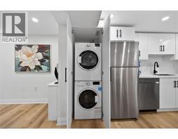 74 VICTOR Boulevard - 35