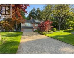 18 STONEGATE Drive - 1