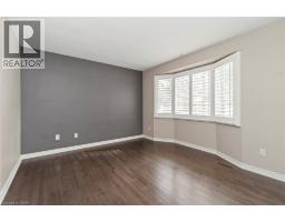 18 STONEGATE Drive - 39