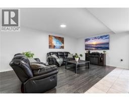 160 WALLACE Avenue S - 9