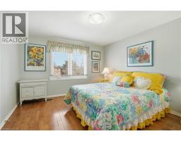 3192 COLEBROOK Court - 32