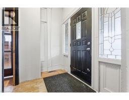 211 CANBOROUGH Street - 10