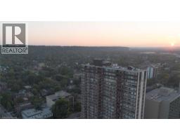 67 CAROLINE Street S UnitNo. 17C - 42