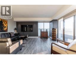 67 CAROLINE Street S UnitNo. 17C - 6