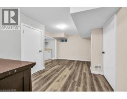 457 QUEEN MARY Drive - 33