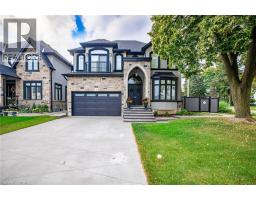 4 LOCKMAN Drive - 1