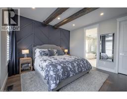 4 LOCKMAN Drive - 21