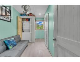 2090 LAKESHORE Road - 24